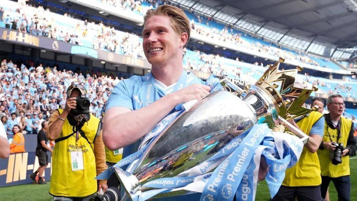 开云在线-比赛局势复杂引发热议！，德布劳内在西班牙队比赛中出色防守全场沸腾不已的简单介绍