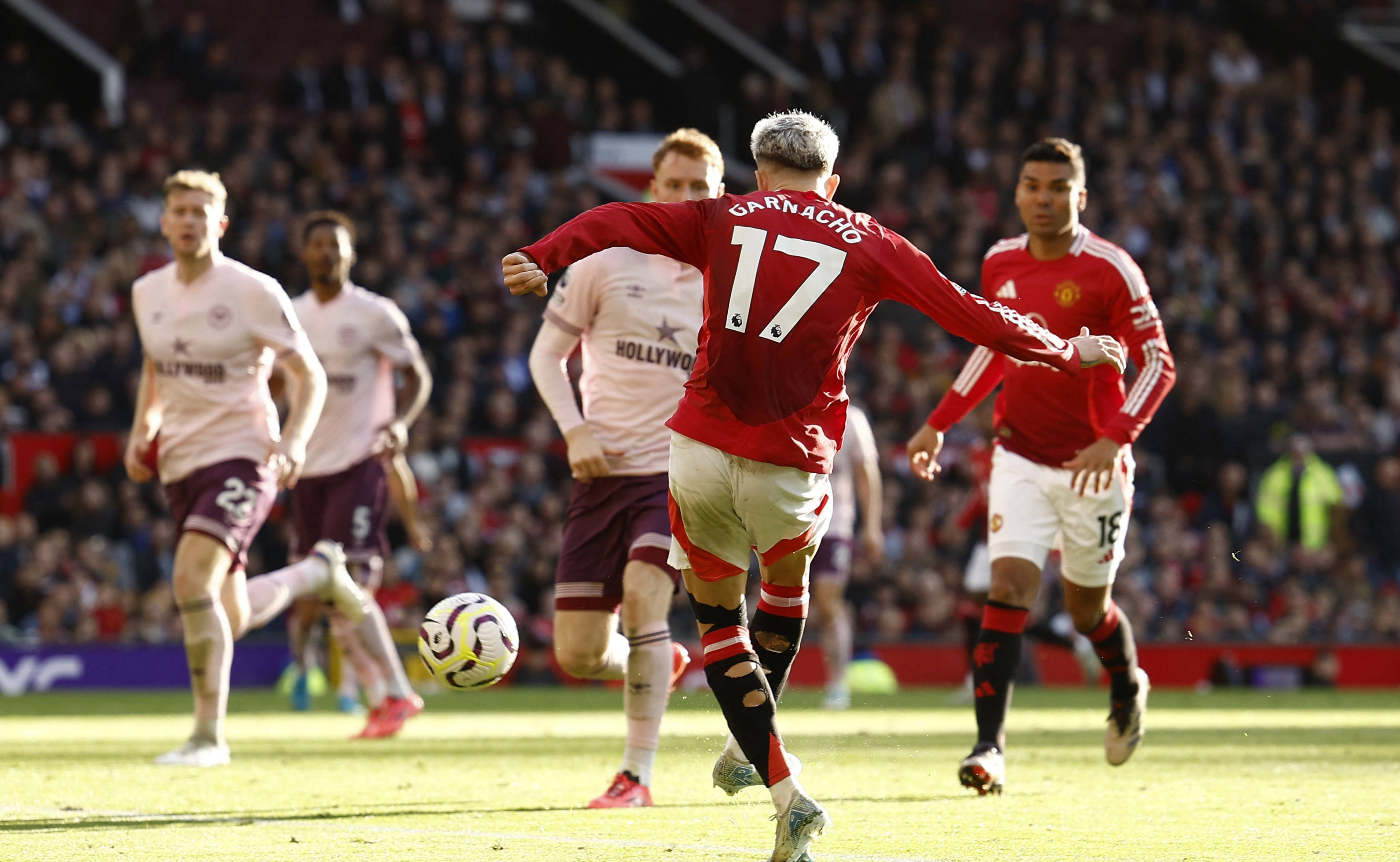 开云官网-巴黎圣日耳曼不断突破！，C罗连续十场比赛得分超过败北热度持续攀升的简单介绍